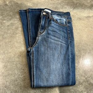 NWOT KANCAN 26 SKINNY JEANS
